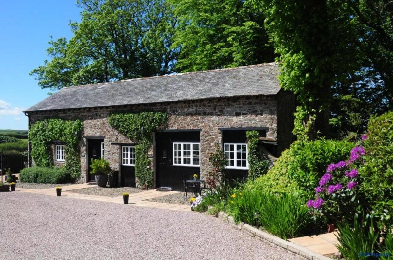 Cloister Park Cottages