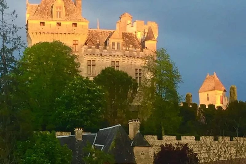 Maison de Montfort -Ideal Location near Sarlat Fabulous View Of Chateau Montfort