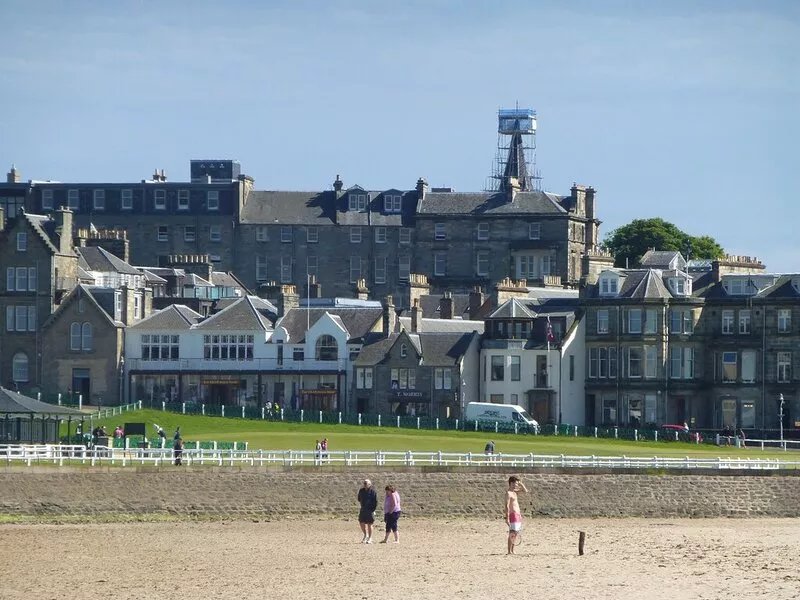 The Boot Room (Luxury apartment in the centre of St Andrews)