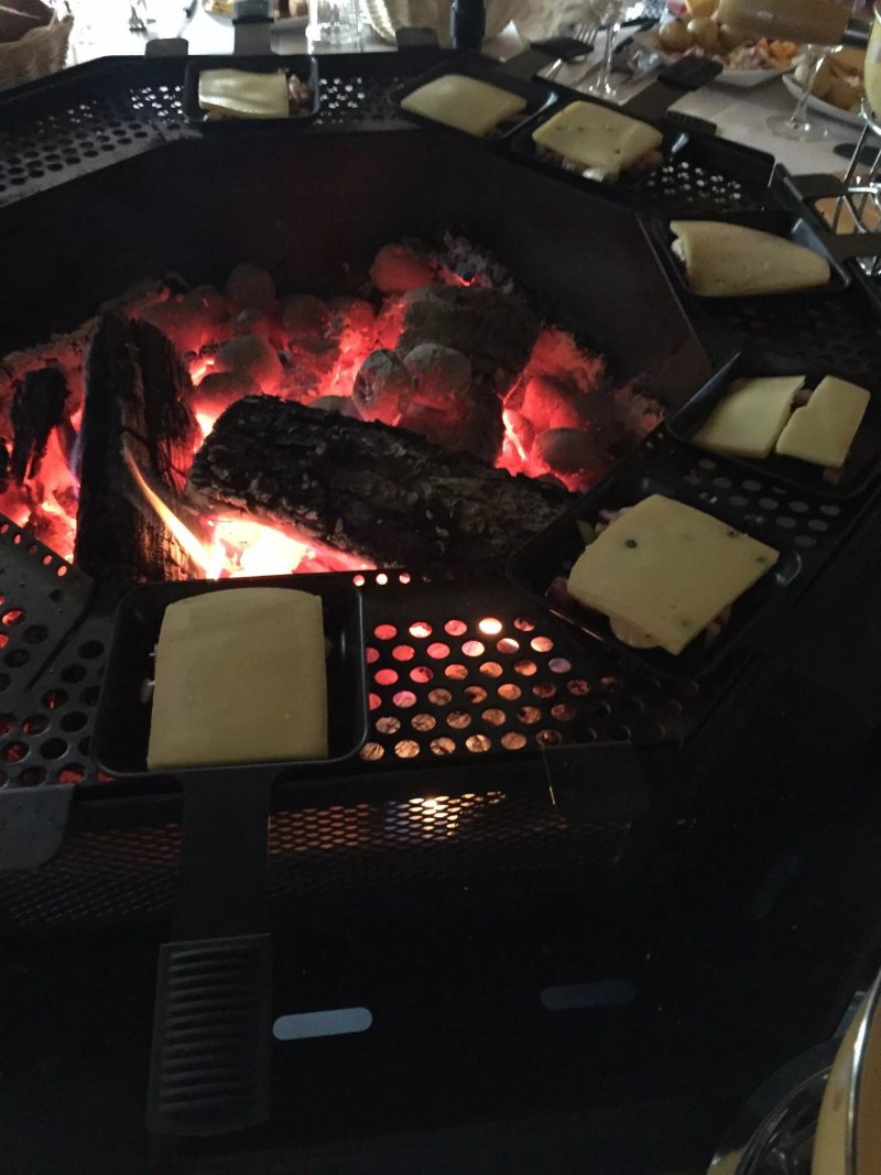 Grillkota Braunbar Hotel