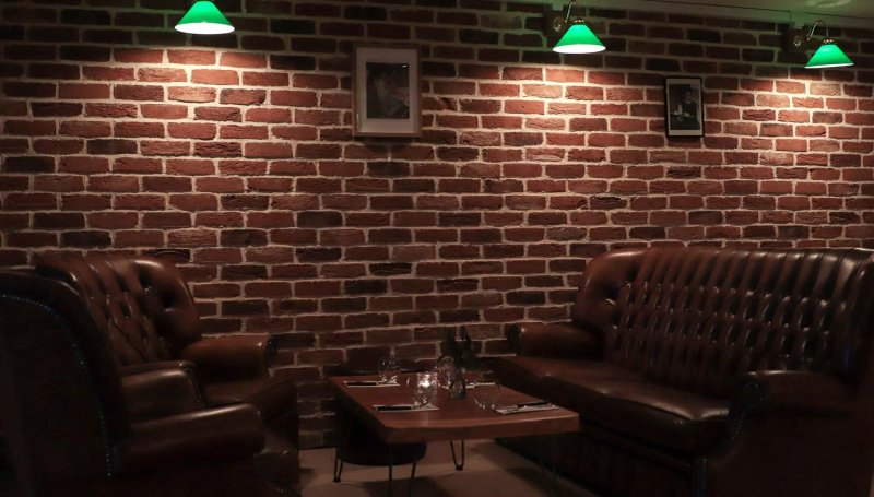 Giovanna's Deli & Wine Bar & Pizzeria