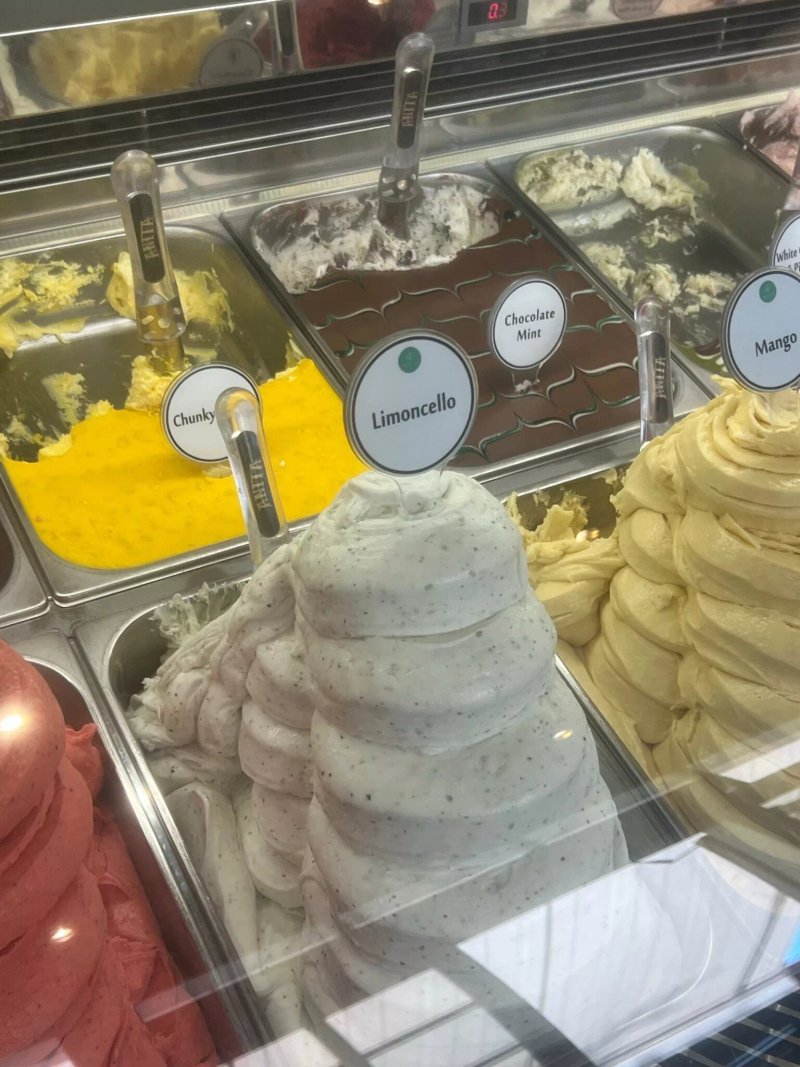 Anita La Mamma del Gelato