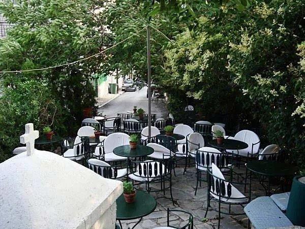 Cafe Aithrio at Gedi Kule