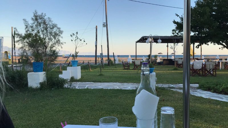 Ble restaurant (Akrogiali tis Roulas)