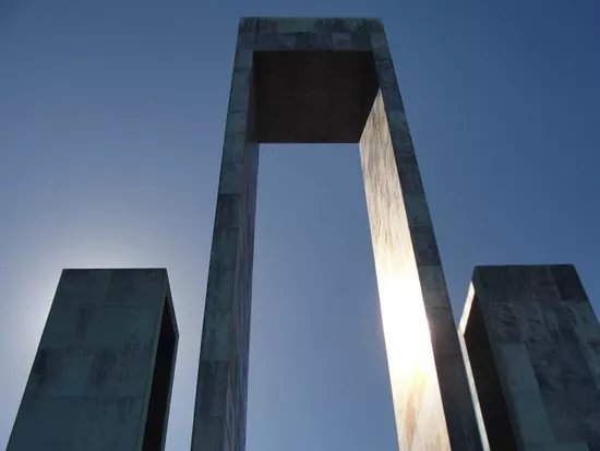Monumento ao Triunfo das Gentes da Maia