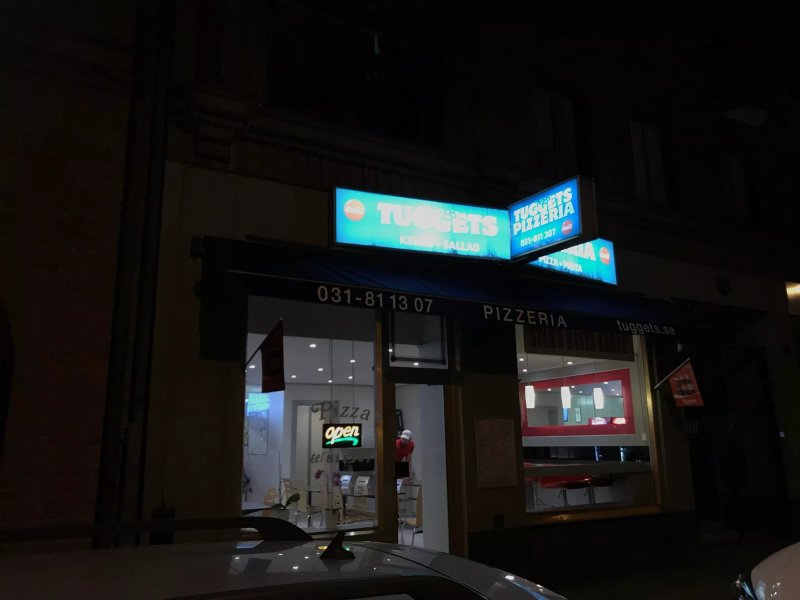 Tuggets pizzeria