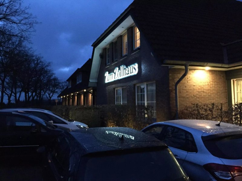 Zollhaus, Zum