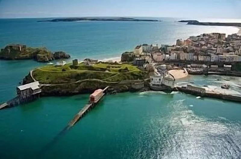 Beautiful rural location, Pembs Coast National Park near beaches, walk to Carew