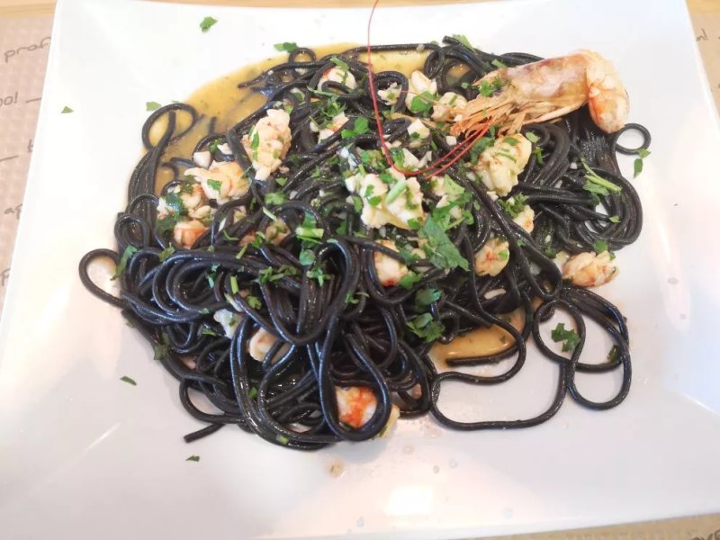 Bistro Restaurante Paraqui
