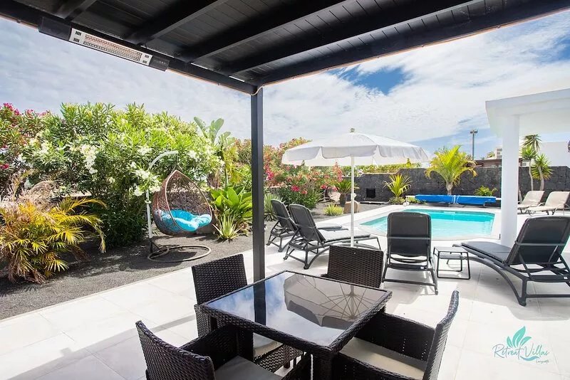 Gorgeous 4 bed villa, located within easy reach of town centre