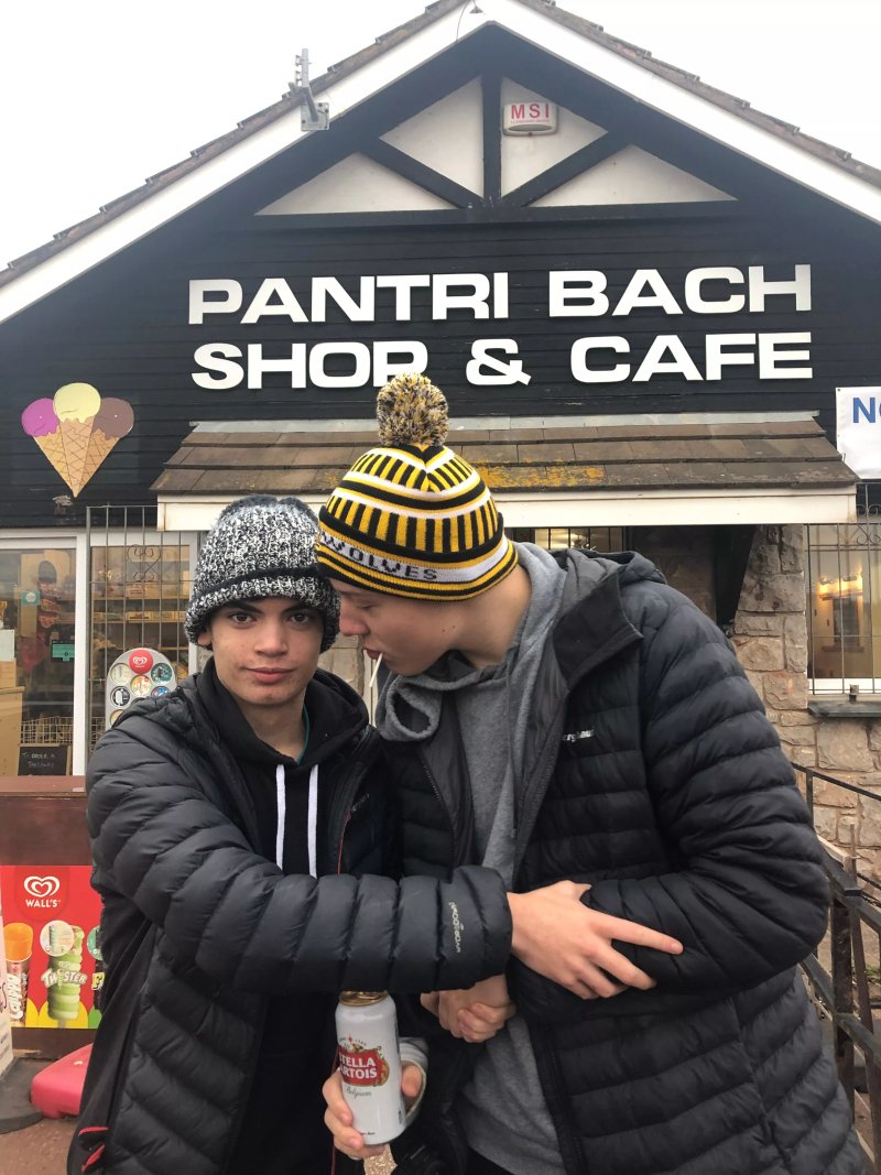 Pantri Bach Cafe & Gift Shop