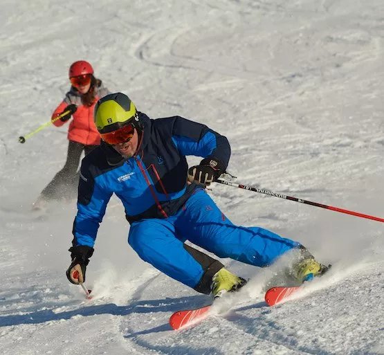Parallel Lines Snow Sports School