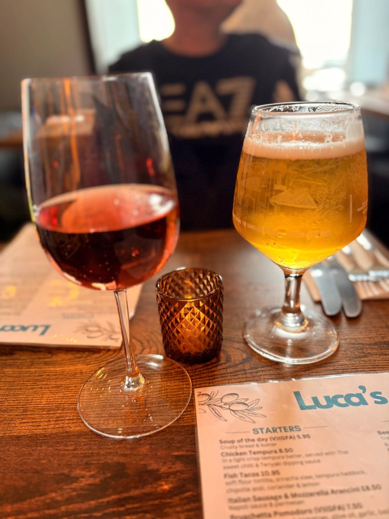 Luca's Bar & Restaurant