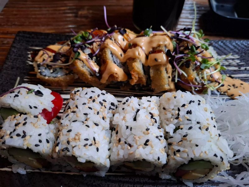 Best Friends - Vietnamese Cuisine & Sushi