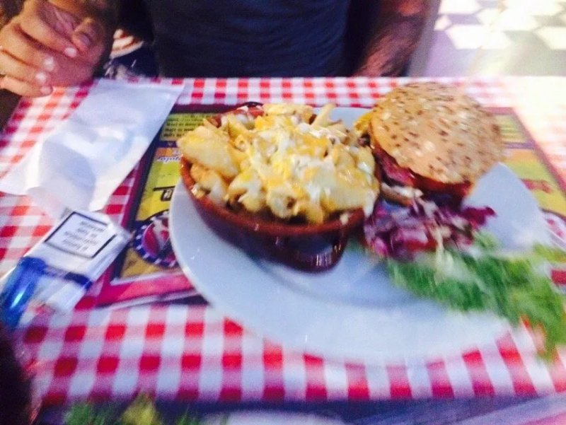 Brat Burger