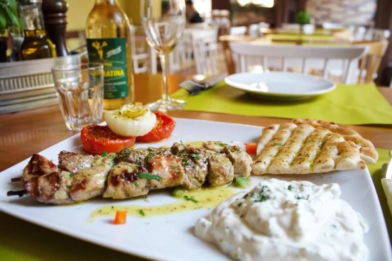 Taverna - Feine Griechische Kuche
