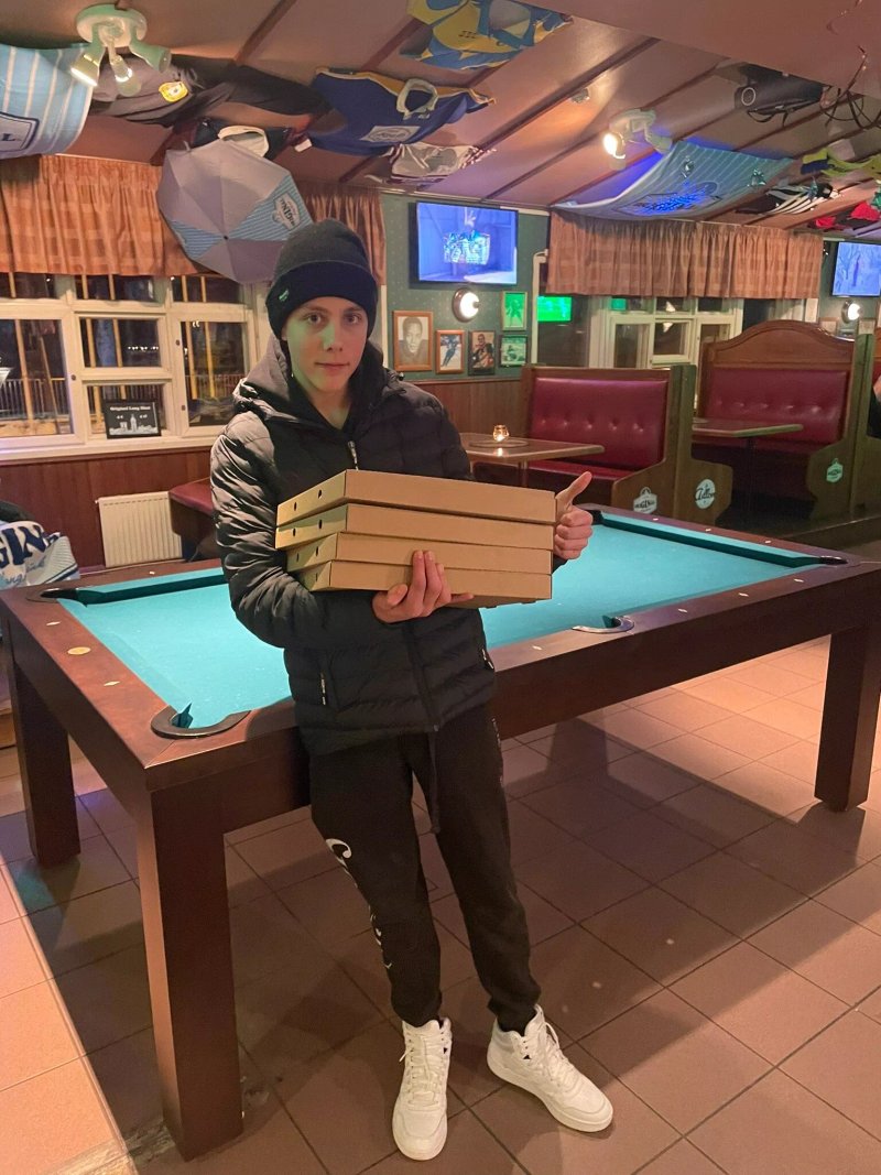 Adlon Pizzeria and Sportsbar