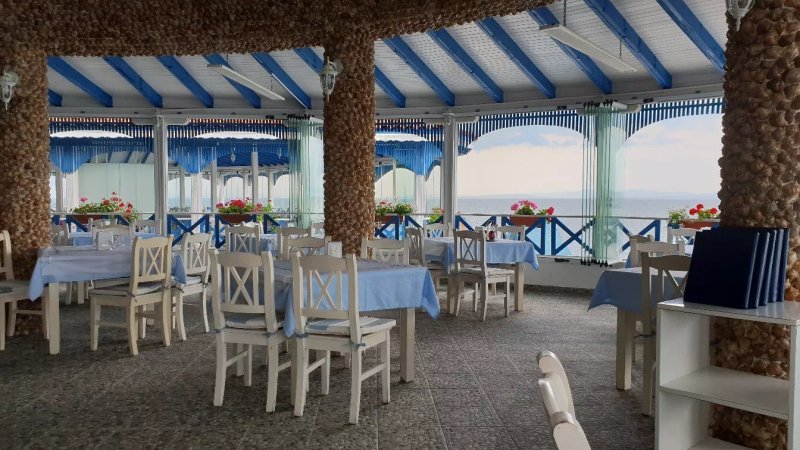 Paros