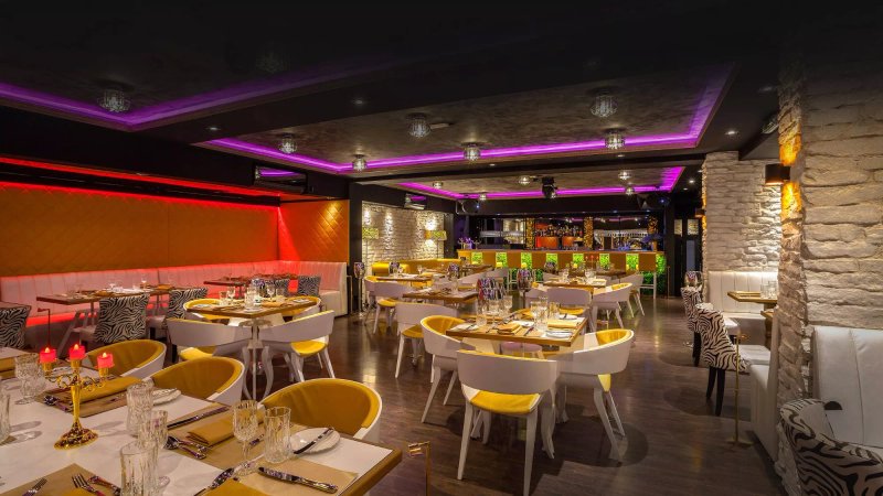 Posh Lounge