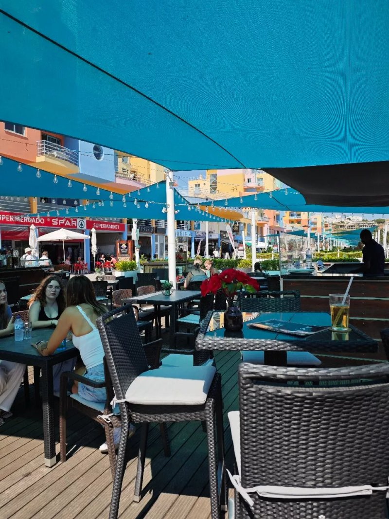 West End Terrace Undersun Bar & Cafe