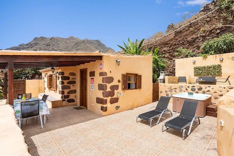 La casita de la playa with jacuzzi