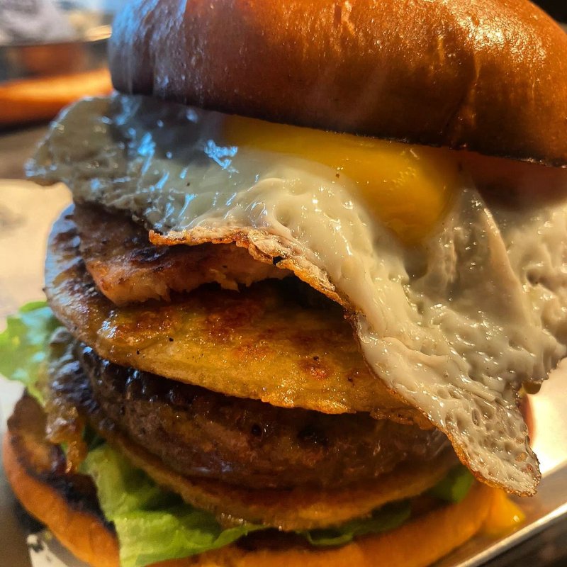 Bad boy burgers