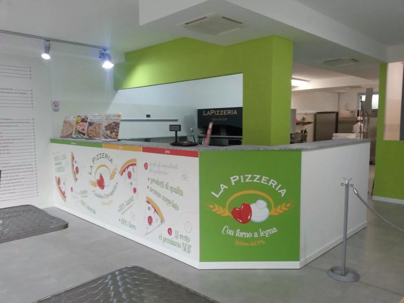 La Pizzeria
