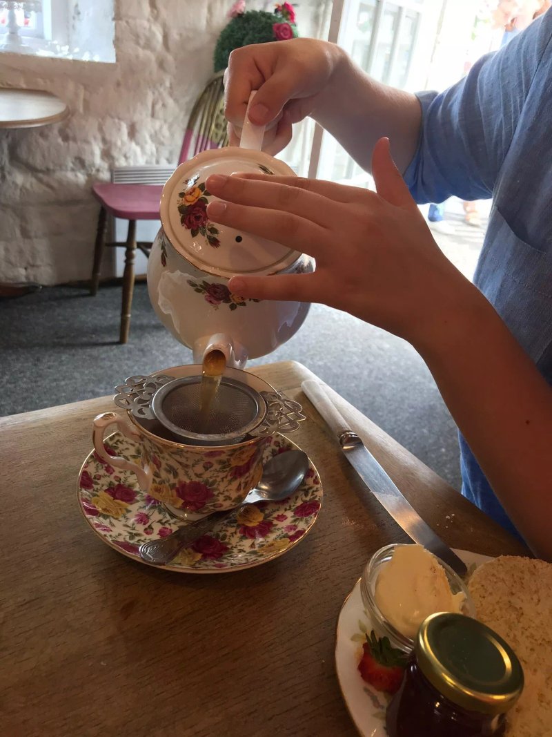 Teashop by  the Canal