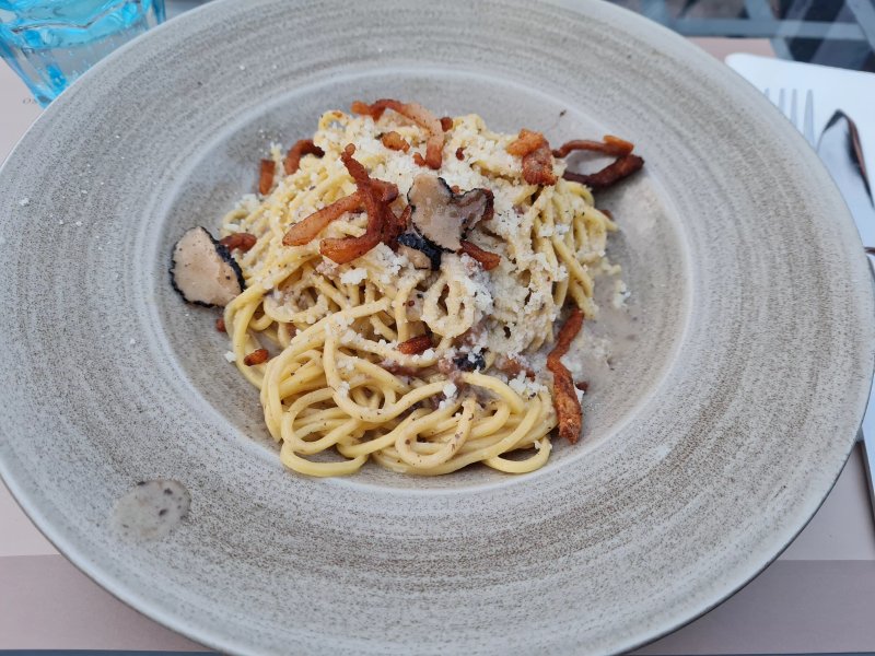 Tina Osteria Pinseria