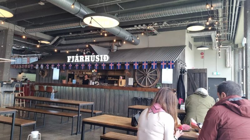 Grandi Food Hall
