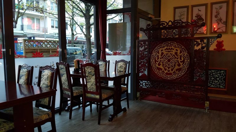 Hung"s Asia Restaurant