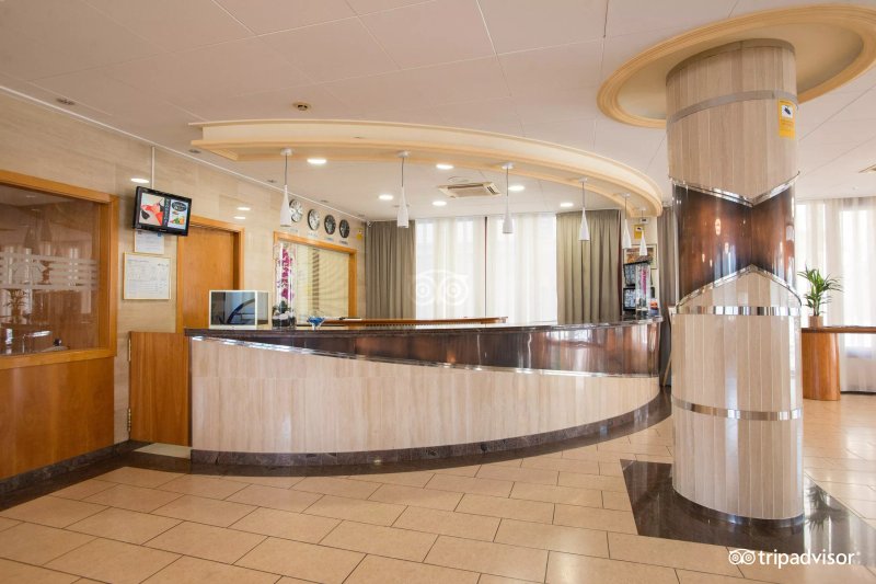 KAKTUS Hotel Volga