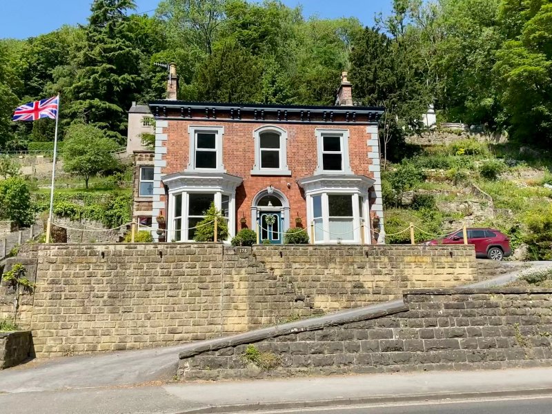 Heathbank House B&b