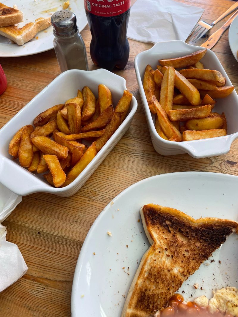 The Sisters Cafe
