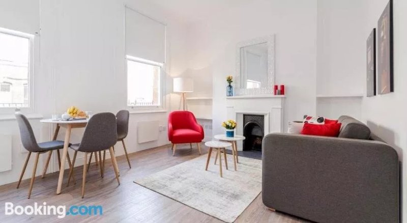 Soho Deluxe Apartment