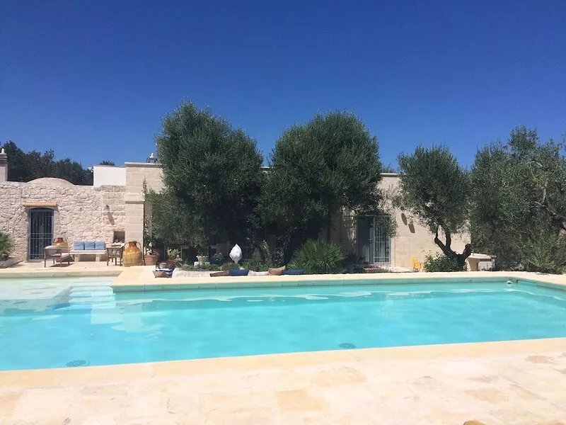 Stylish Apartment with Private Terrace and Garden and access to a large  Pool