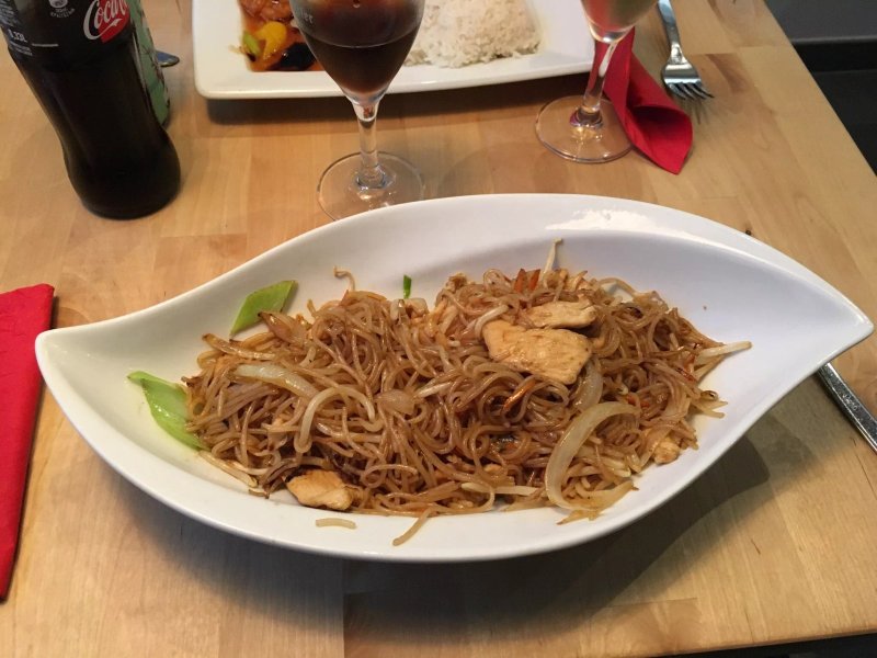 Miu Miu China & Thai Food
