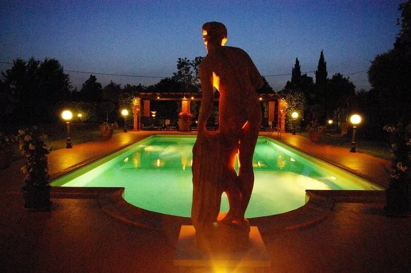 Villa with private pool, whirlpool, sauna and last minute discounts