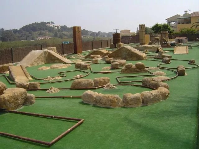 The Brevis Mini Golf