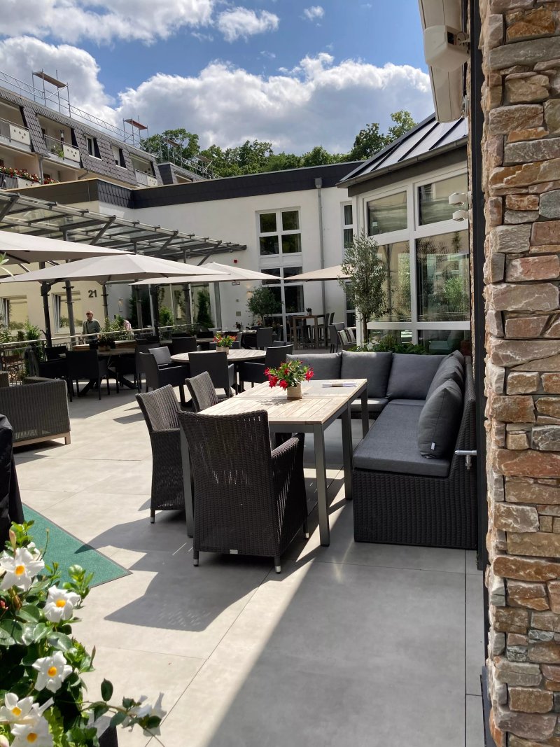 Billas Novelle Restaurant . Cafe & Lounge