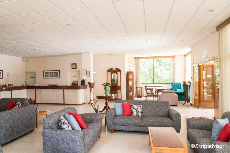 Stephanos Hotel Apartments