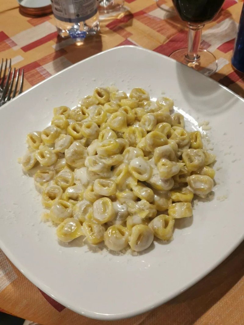 Stradyvari Osteria, Pizzeria, Wine Bar