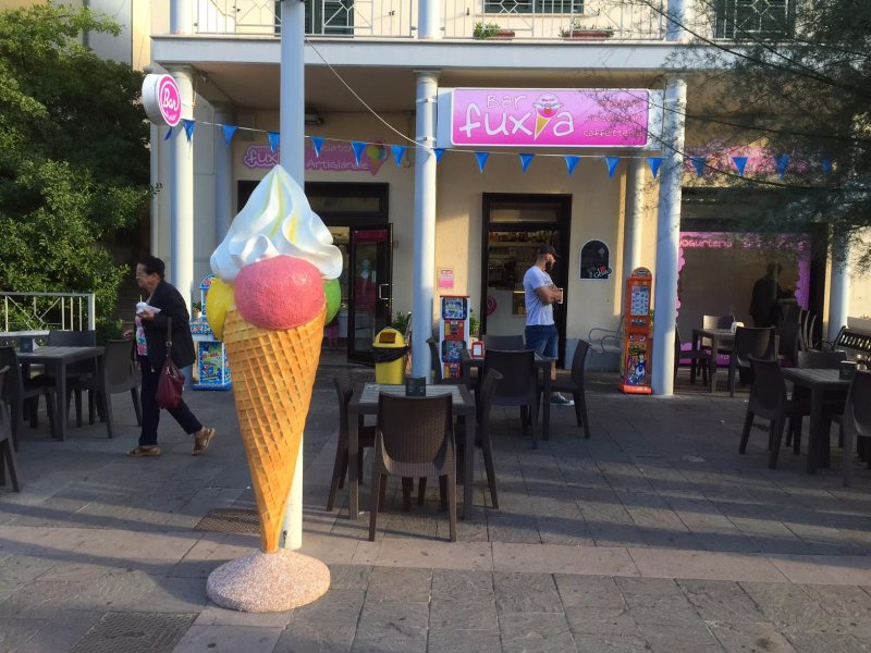 Gelateria Yogurteria Bar Fuxia