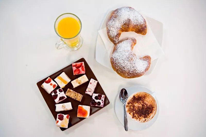 Bar Caffetteria Cioccolateria Yogurteria Quaranta