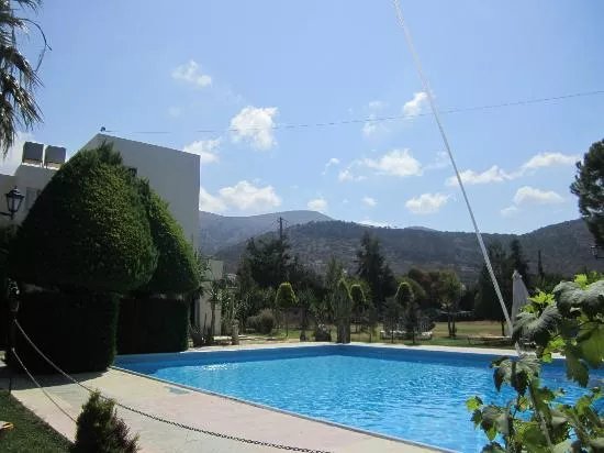 Marie Melie Apartments