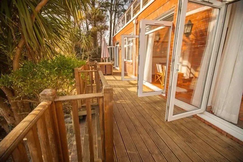 Fabulous 3 bedroom Woolacombe apartment  close to village with outside space