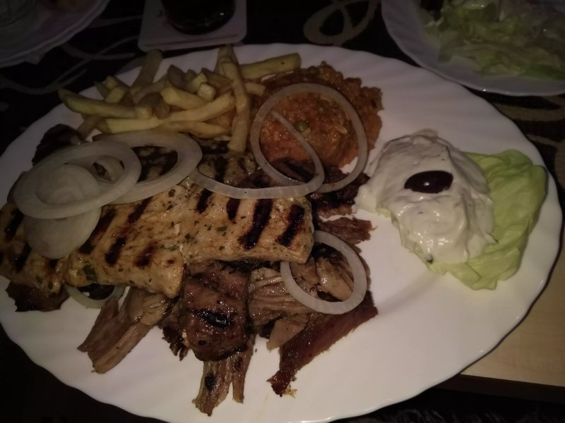 Syrtaki Griechische Spezialitaten