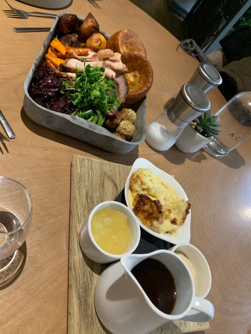 Dukes Bar & Restaurant at Villiers