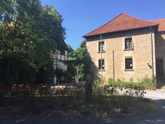 Portal Zur Geschichte Kloster Brunshausen