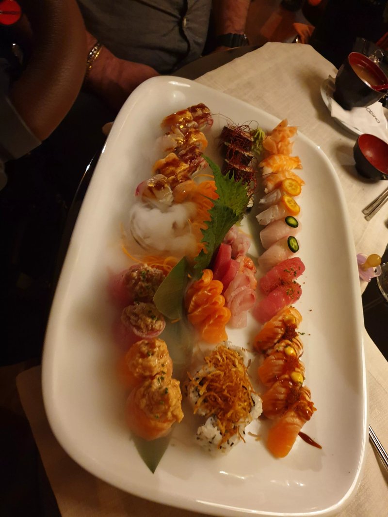 Fooding Sushi Lounge